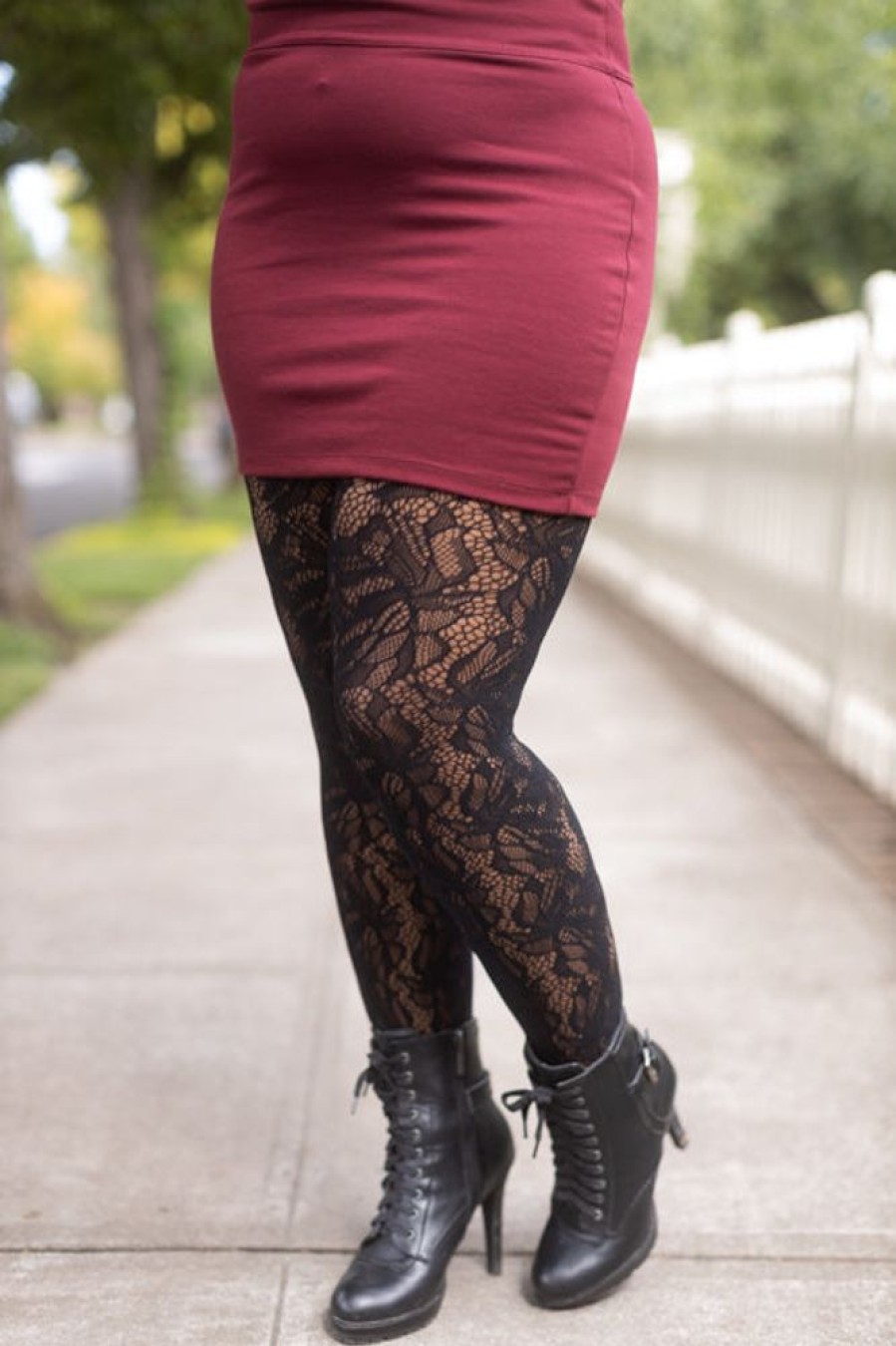 Plus Size Killer Legs Plus Size Tights | Plus Size Illustrated Flora Net Tights