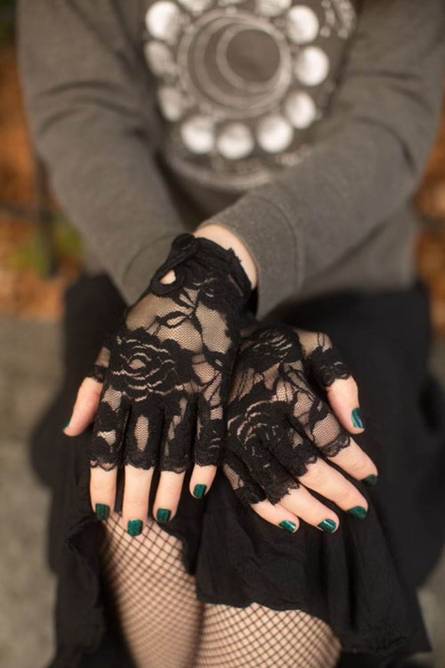 Accessories Leg Avenue Fingerless Gloves | Lace Keyhole Fingerless Gloves