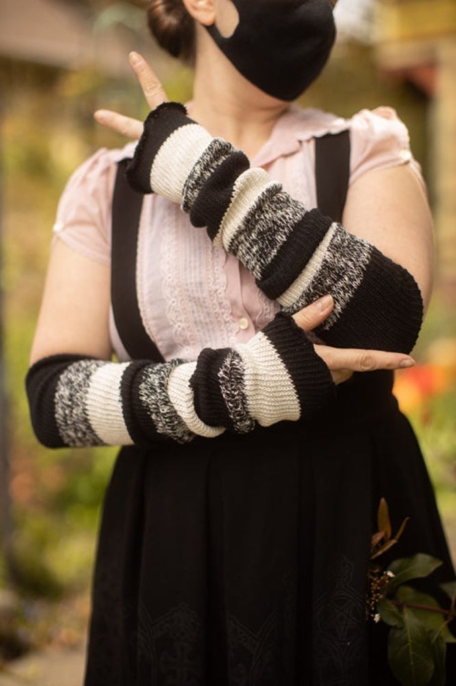 Accessories DreaM Stockings Arm Warmers | Cookies And Cream Stripes Warmers