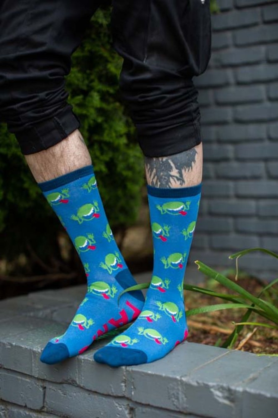 Socks Out Of Print Midcalves | The Hitchhiker'S Guide To The Galaxy Crew