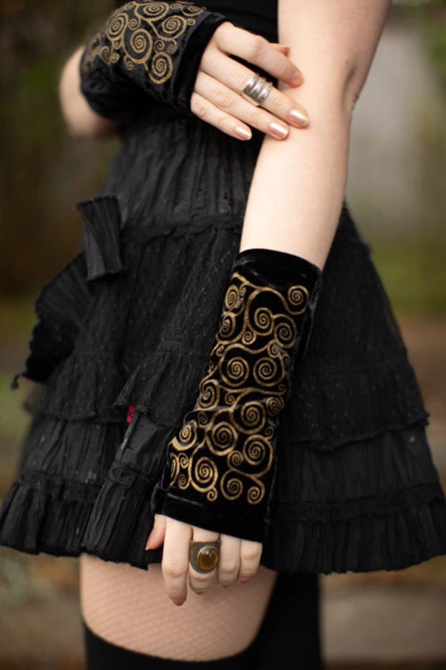 Accessories Polonova Arm Warmers | Polonova Klimt Spiral Arm Warmers