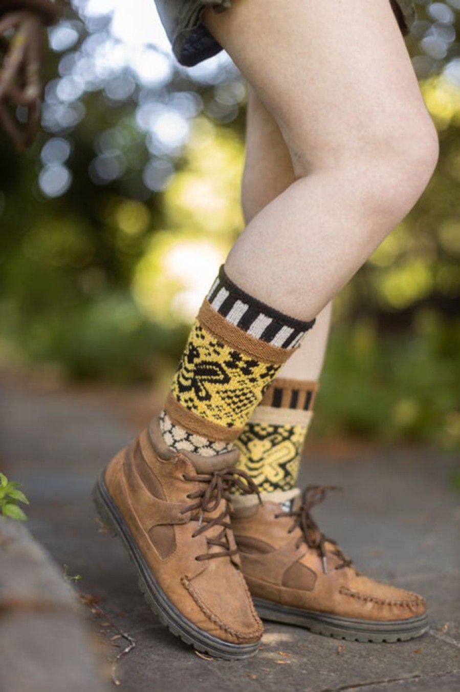 Socks Solmate Crew Socks | Honey Bee Crew