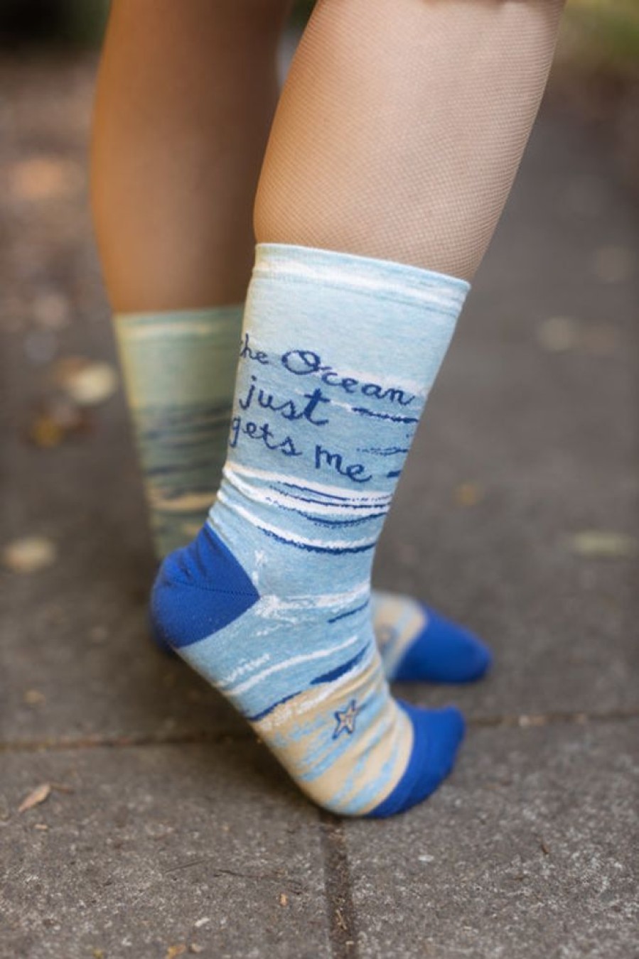 Socks BlueQ Crew Socks | The Ocean Just Gets Me Crew