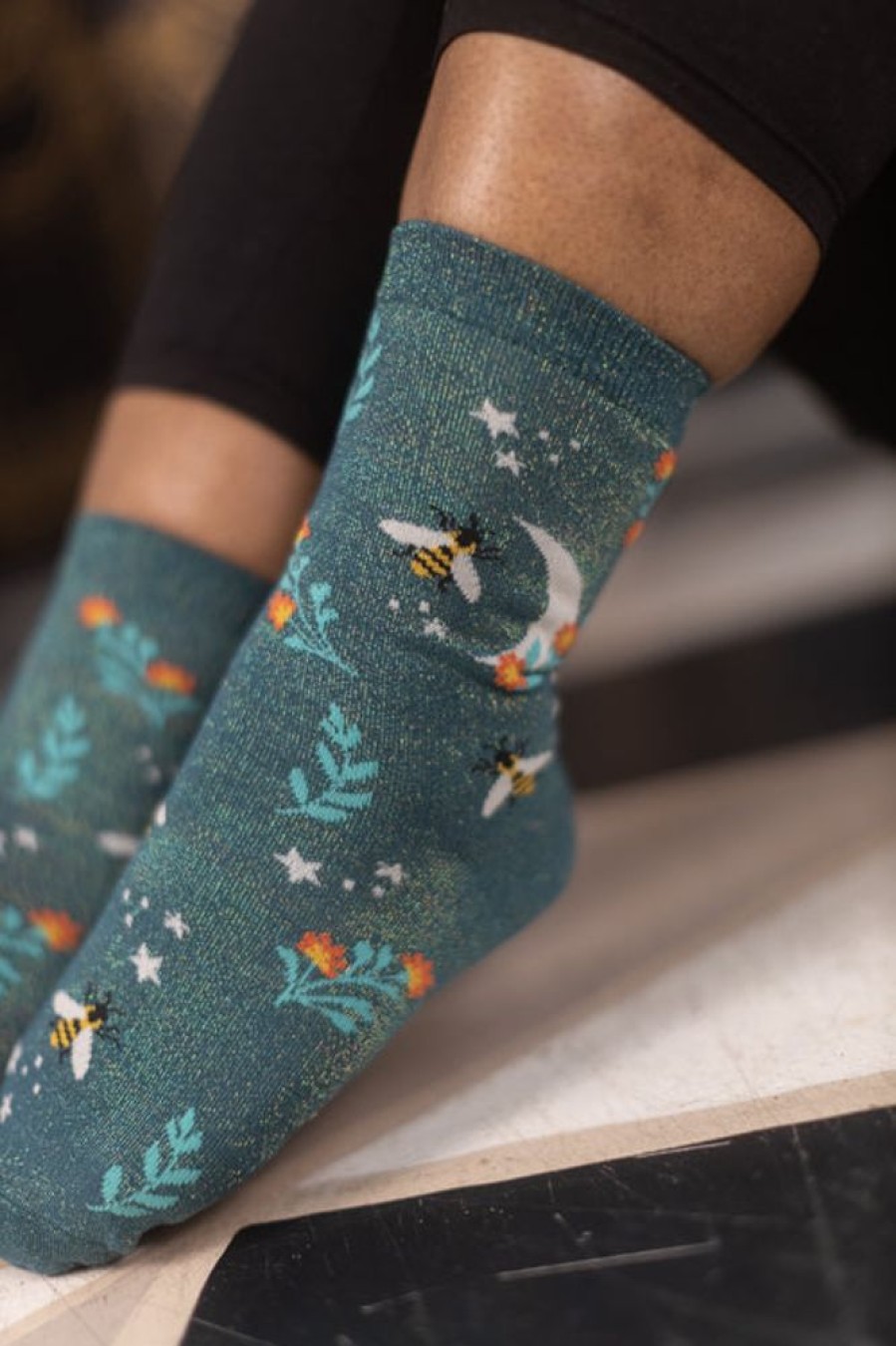 Socks Sock It To Me Crew Socks | Bee Dazzling Shimmer Crew