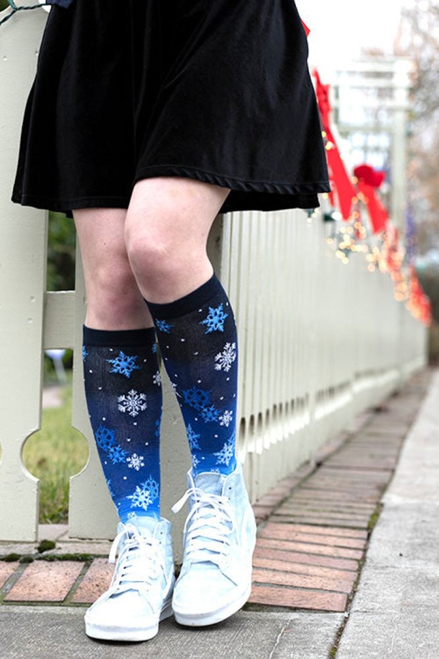 Plus Size Mod Sock Plus Size Knee Highs | Snowflakes Knee High