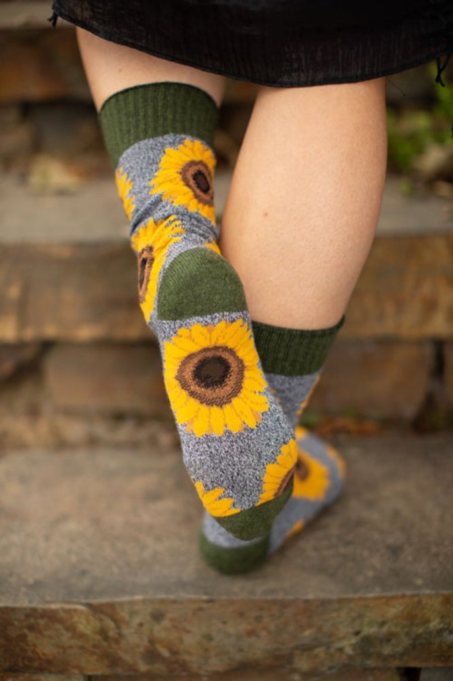 Socks Socksmith Crew Socks | Sincerely Sunflowers Outlands Crew